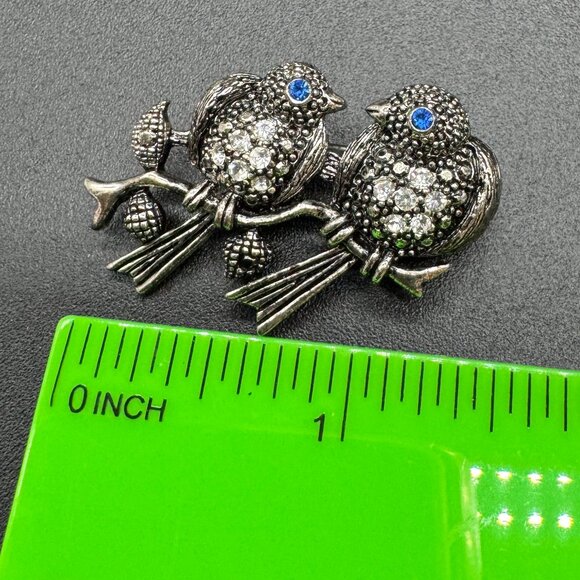 Vintage Brooch Silver Tone Love Birds with Rhinestones - Picture 5 of 5